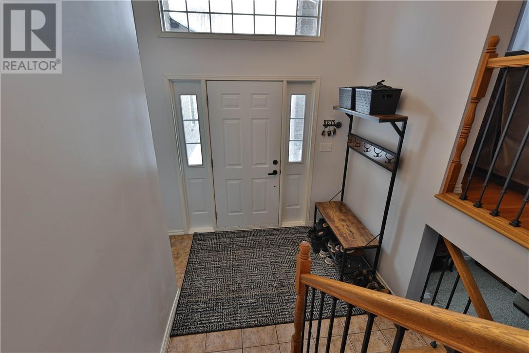 7 Herman Mayer Drive, Lively, Ontario  P3Y 1H6 - Photo 2 - 2126876