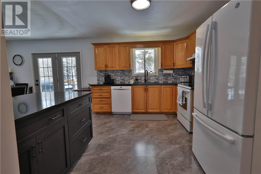 7 Herman Mayer Drive, Lively, Ontario  P3Y 1H6 - Photo 7 - 2126876