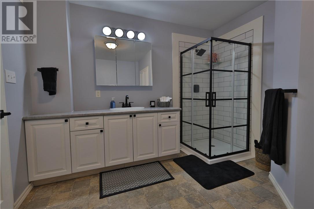 7 Herman Mayer Drive, Lively, Ontario  P3Y 1H6 - Photo 9 - 2126876