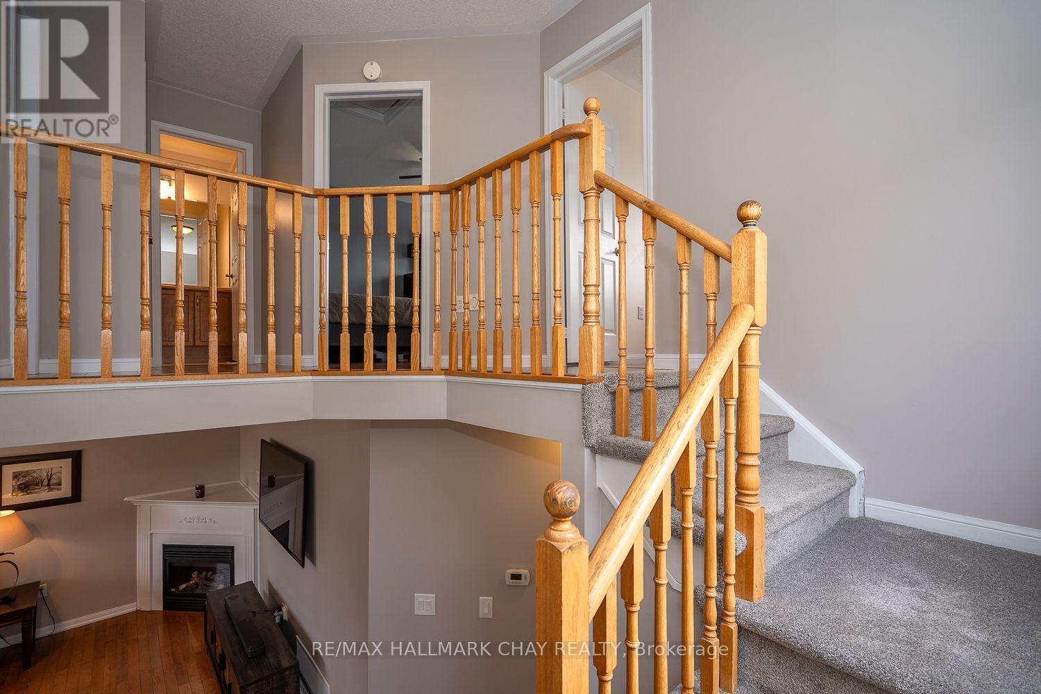 73 Stonemount Crescent, Essa (Angus), Ontario  L0M 1B4 - Photo 22 - N12908004