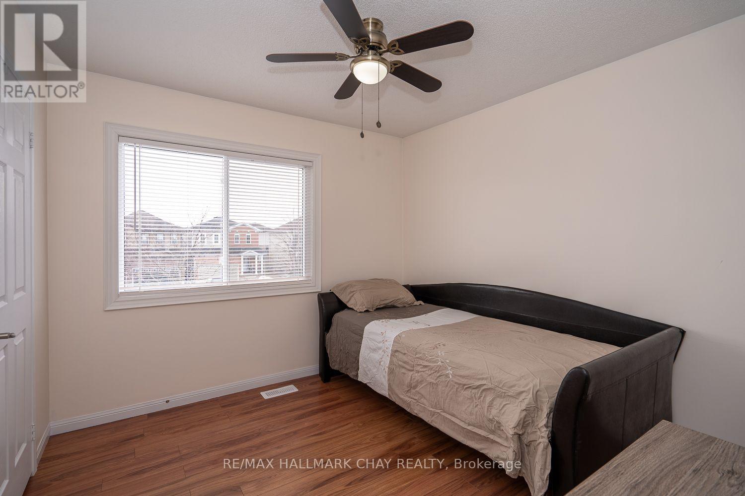 73 Stonemount Crescent, Essa (Angus), Ontario  L0M 1B4 - Photo 26 - N12908004