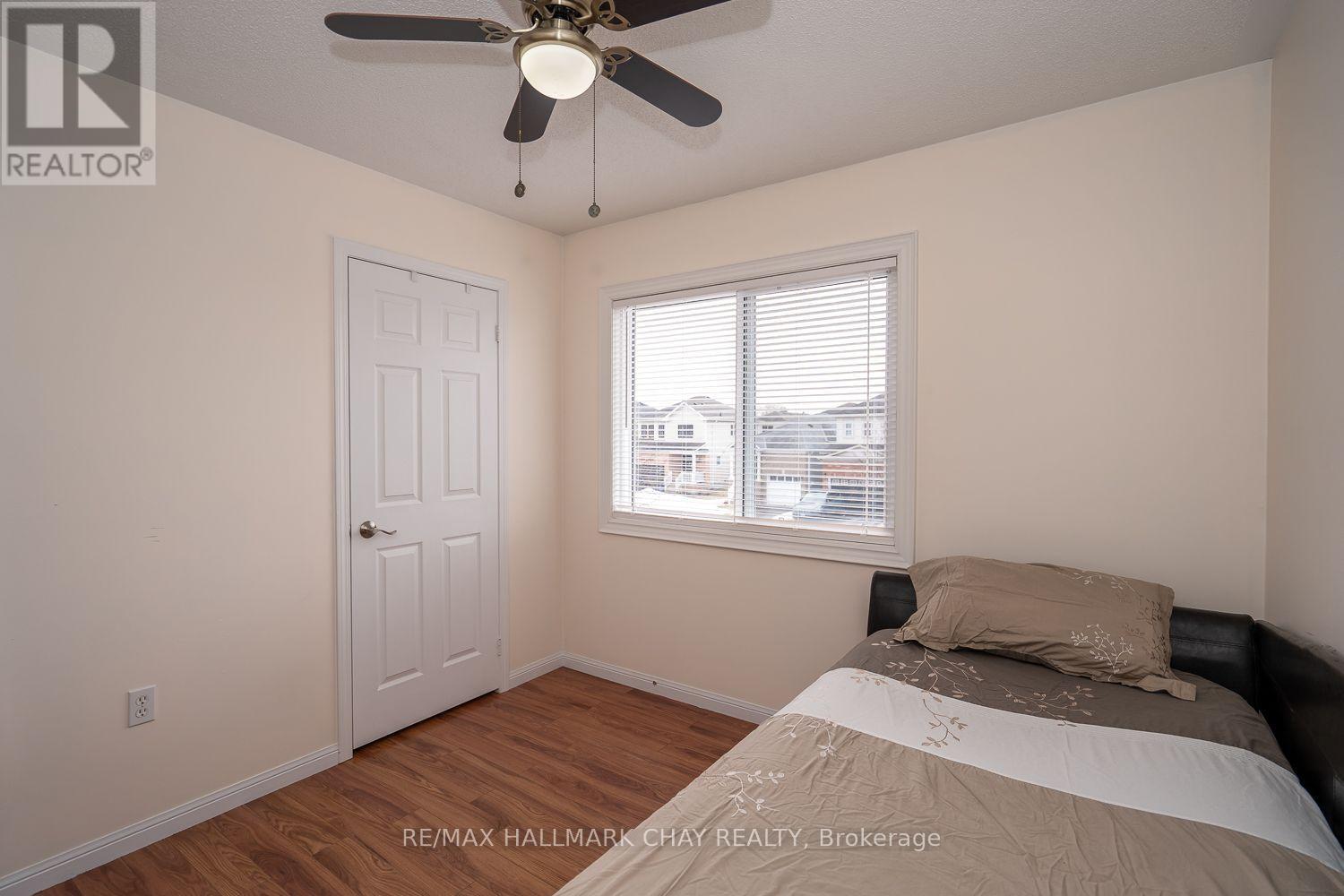 73 Stonemount Crescent, Essa (Angus), Ontario  L0M 1B4 - Photo 27 - N12908004