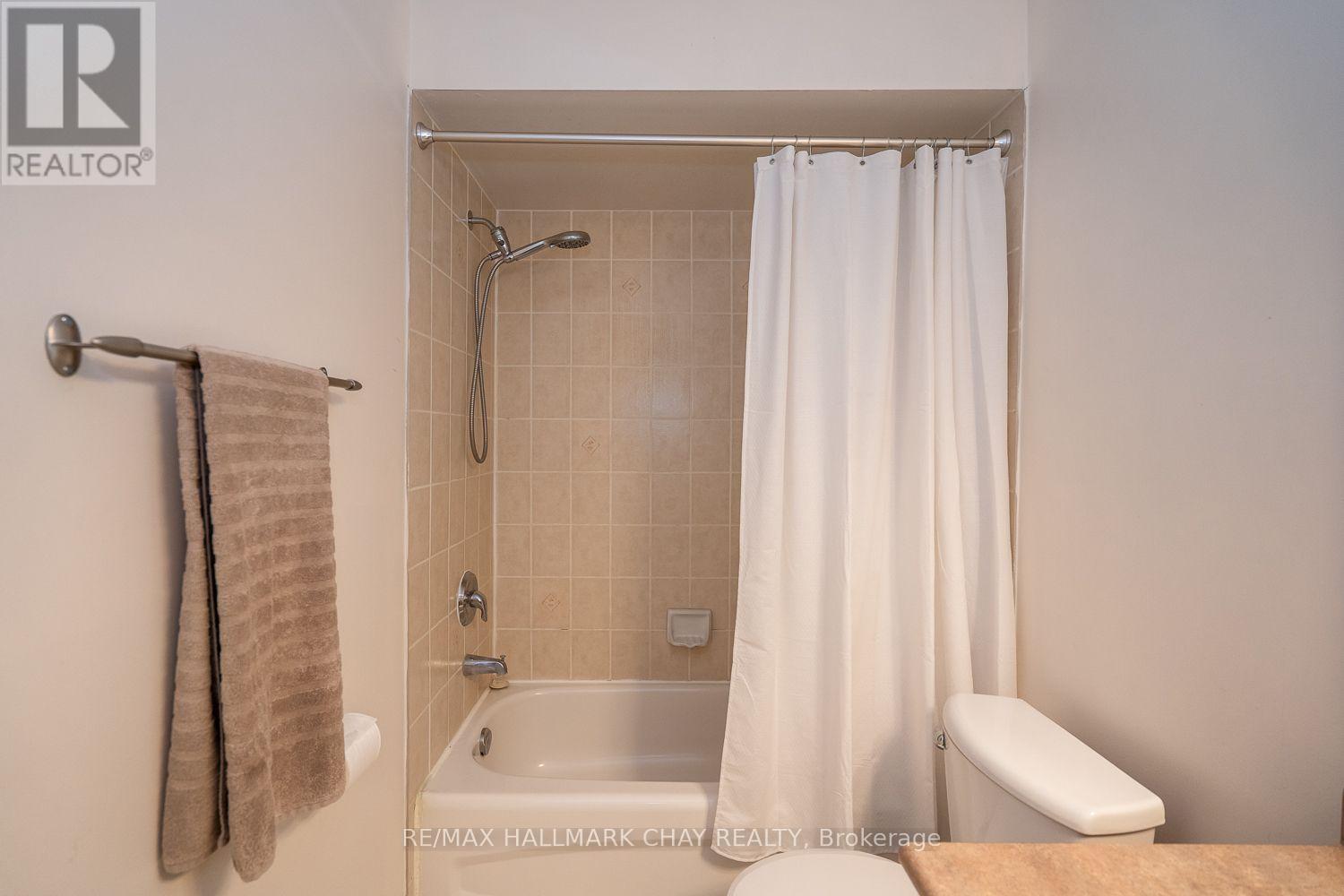 73 Stonemount Crescent, Essa (Angus), Ontario  L0M 1B4 - Photo 32 - N12908004