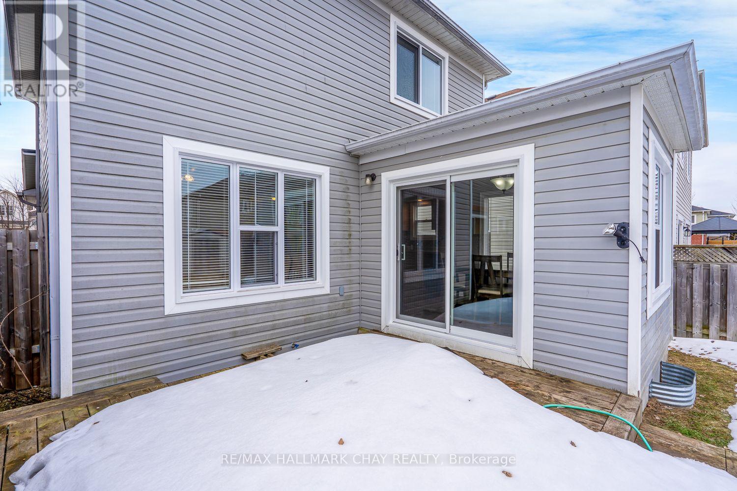 73 Stonemount Crescent, Essa (Angus), Ontario  L0M 1B4 - Photo 35 - N12908004
