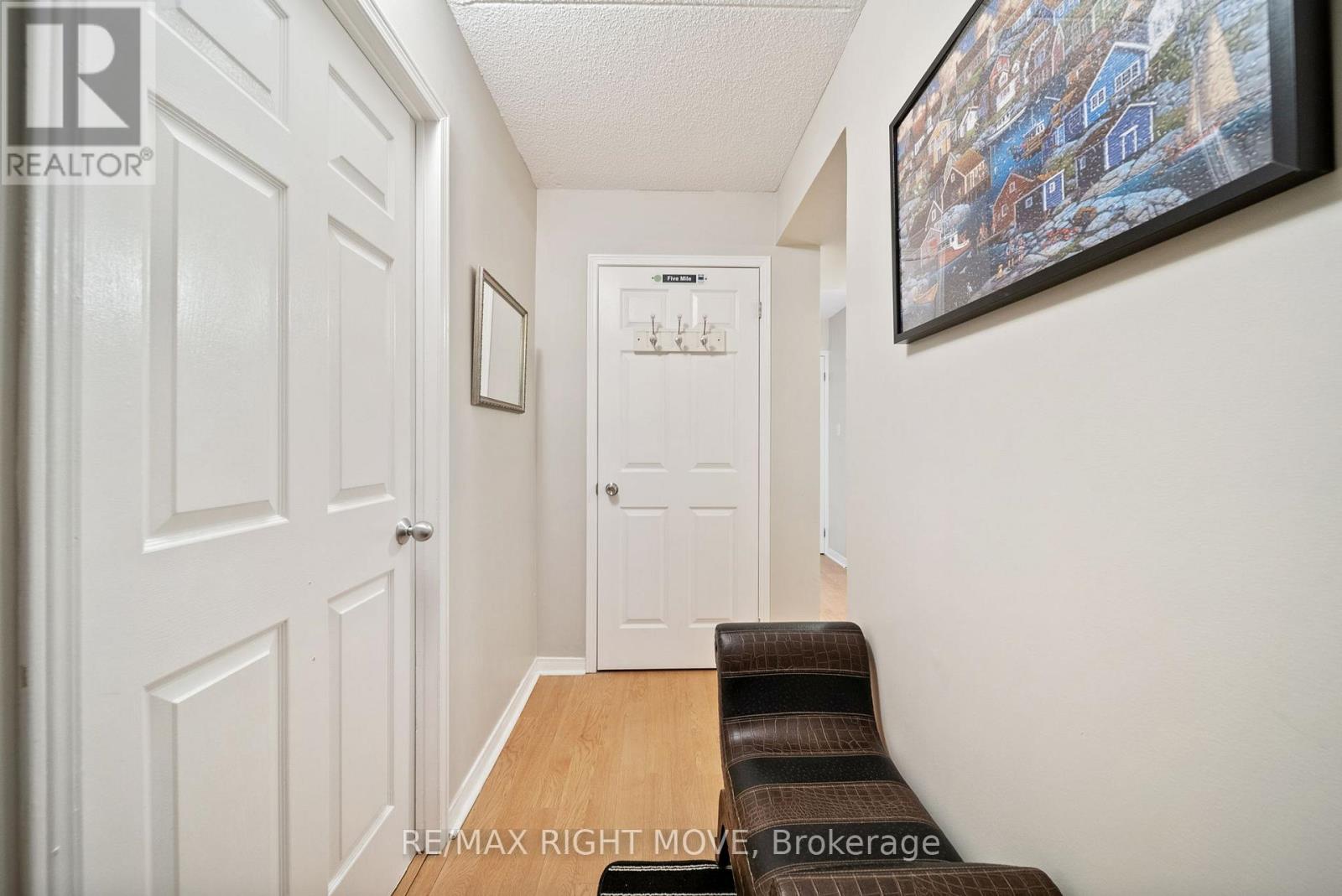 204 - 54 Fittons Road W, Orillia, Ontario  L3V 3T9 - Photo 3 - S12908000