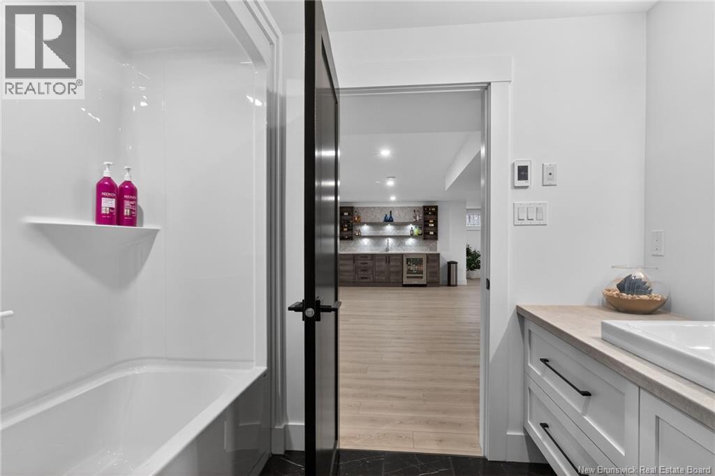 83 Royal Oaks, Moncton, New Brunswick  E1H 2P7 - Photo 47 - NB135019