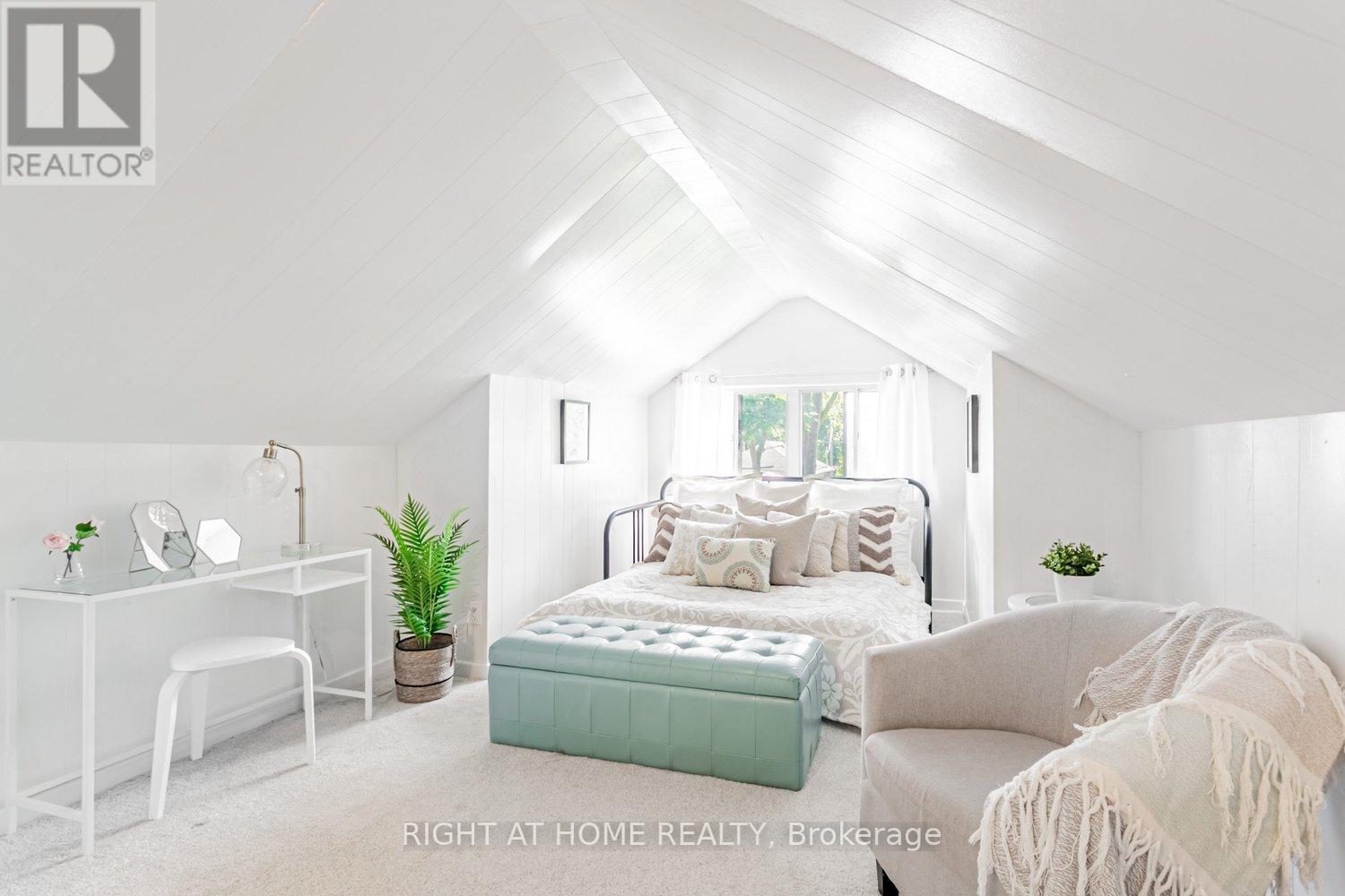 46 Clissold Road, Toronto, Ontario  M8Z 4T5 - Photo 19 - W12907936