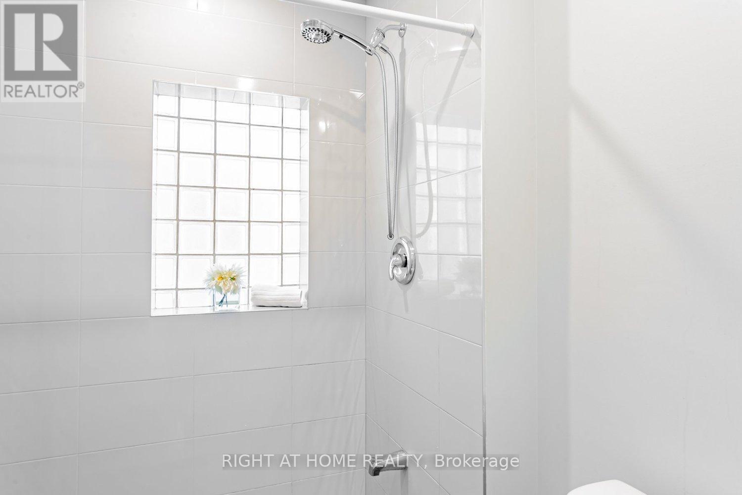 46 Clissold Road, Toronto, Ontario  M8Z 4T5 - Photo 21 - W12907936