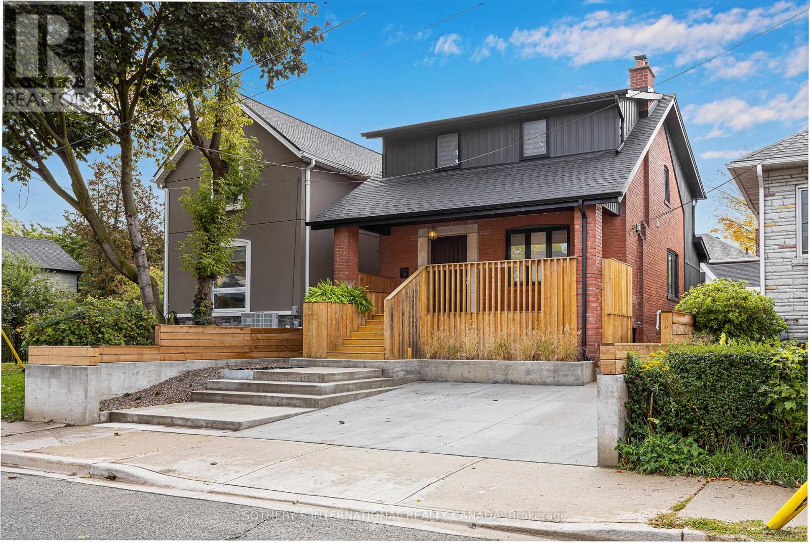 55 MIMICO AVENUE, Toronto, Ontario