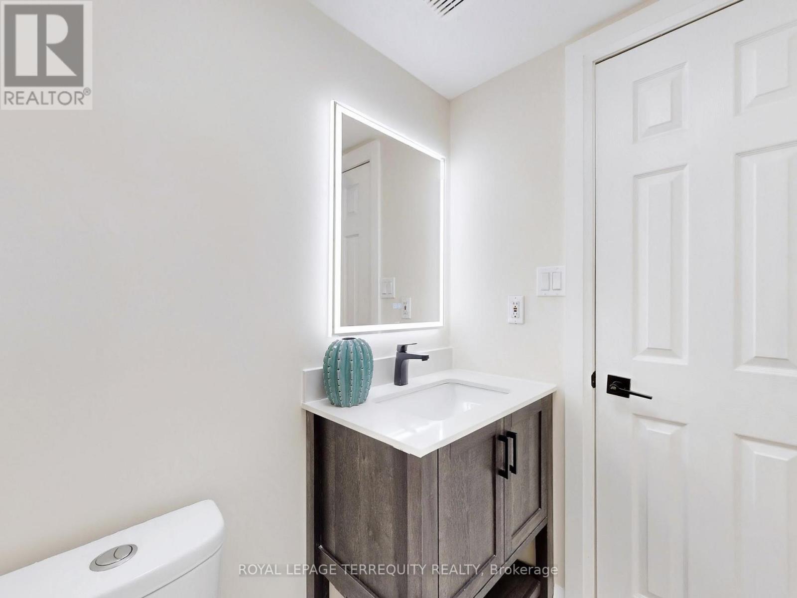 122 - 455 Apache Court, Mississauga, Ontario  L4Z 3W8 - Photo 10 - W12907942