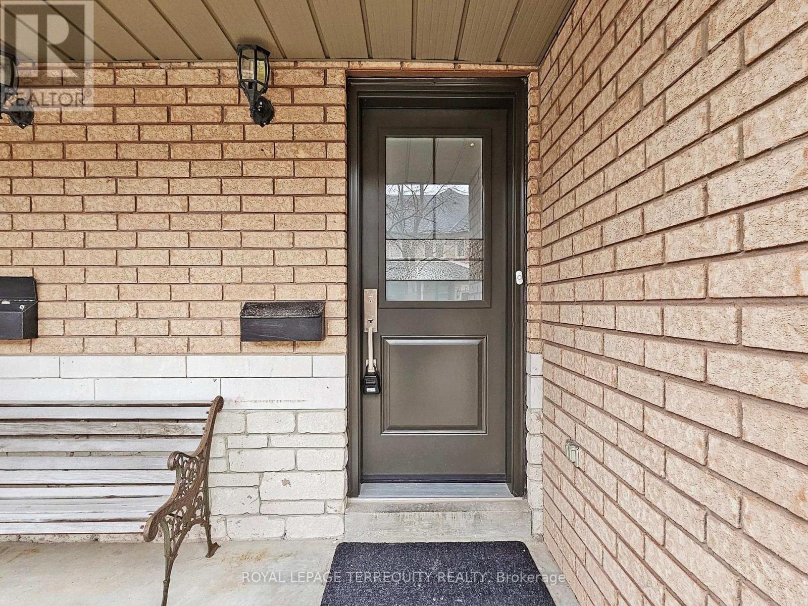 122 - 455 Apache Court, Mississauga, Ontario  L4Z 3W8 - Photo 3 - W12907942