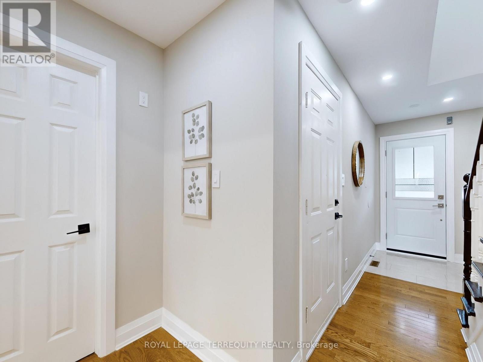 122 - 455 Apache Court, Mississauga, Ontario  L4Z 3W8 - Photo 5 - W12907942