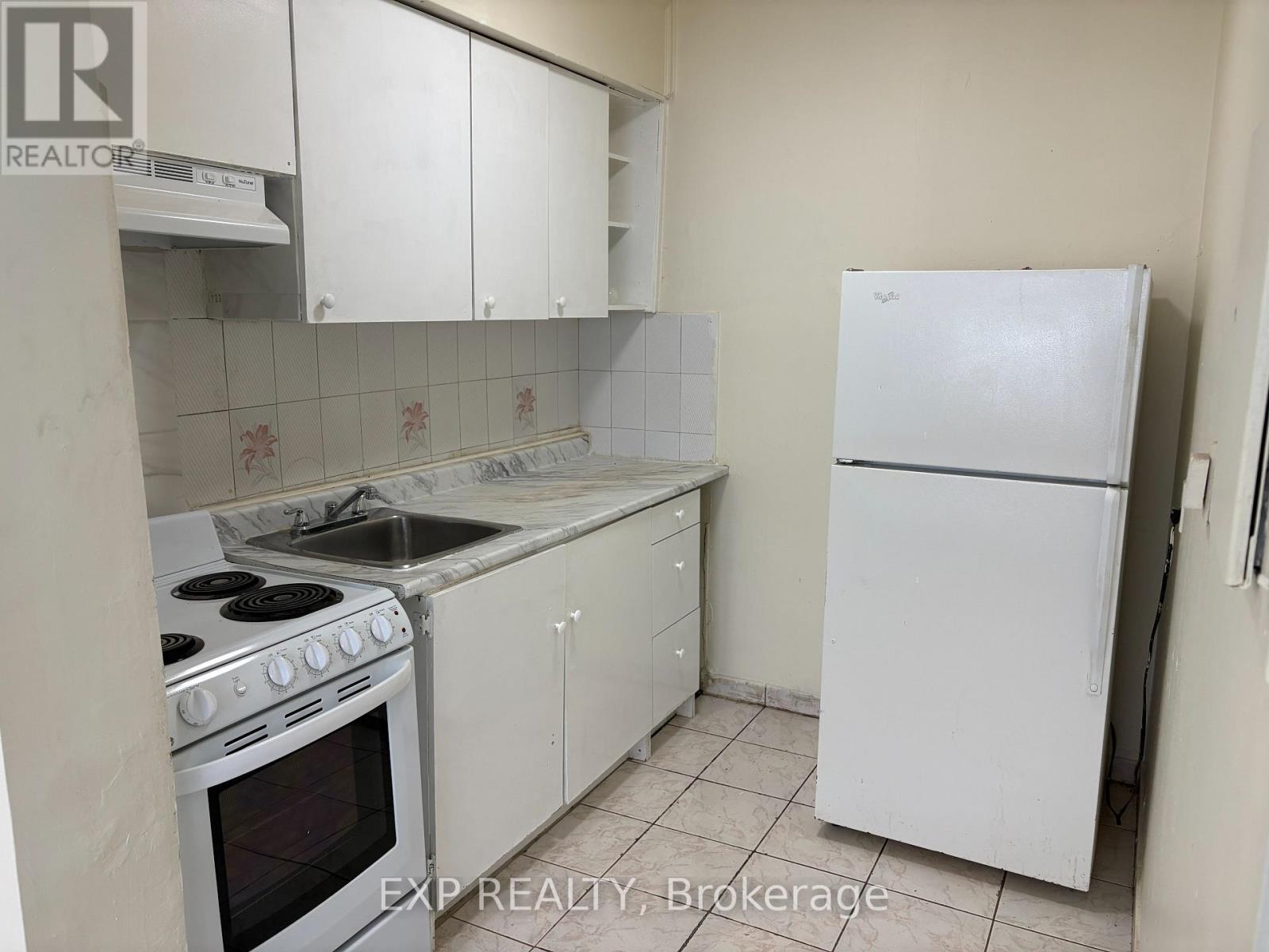 C5 - 531 Caledonia Road, Toronto (Caledonia-Fairbank), Ontario  M6E 4V3 - Photo 8 - W12907980