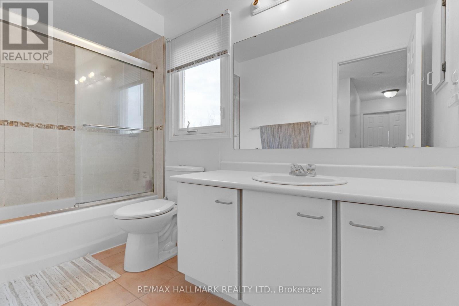 3310 Greenbelt Crescent, Mississauga, Ontario  L5N 5X1 - Photo 29 - W12907996