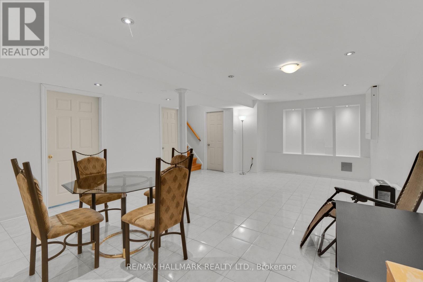 3310 Greenbelt Crescent, Mississauga, Ontario  L5N 5X1 - Photo 33 - W12907996