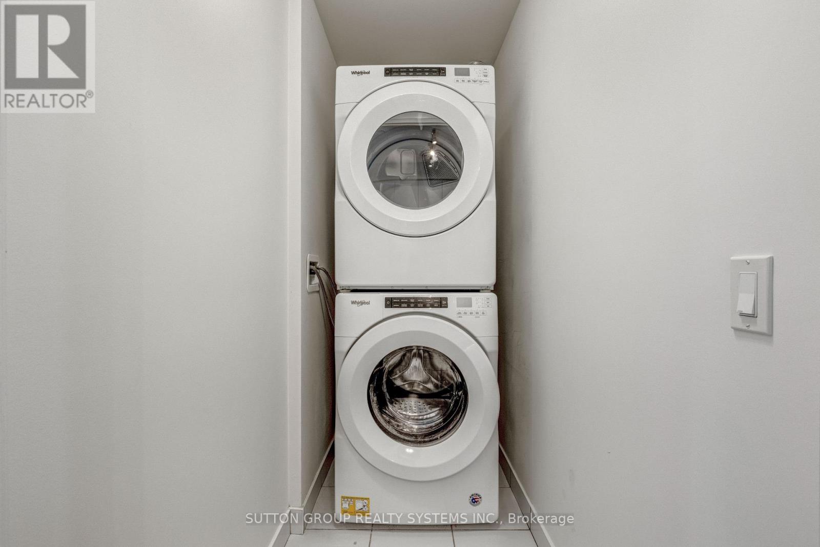 316 - 35 Watergarden Drive, Mississauga, Ontario  L5R 0G8 - Photo 15 - W12908014