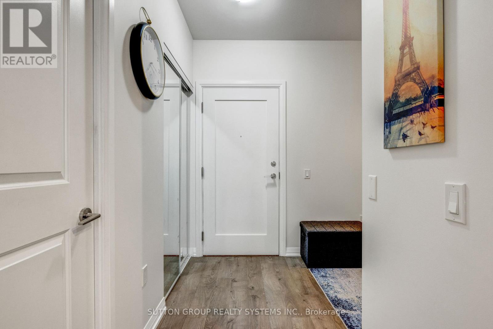 316 - 35 Watergarden Drive, Mississauga, Ontario  L5R 0G8 - Photo 4 - W12908014