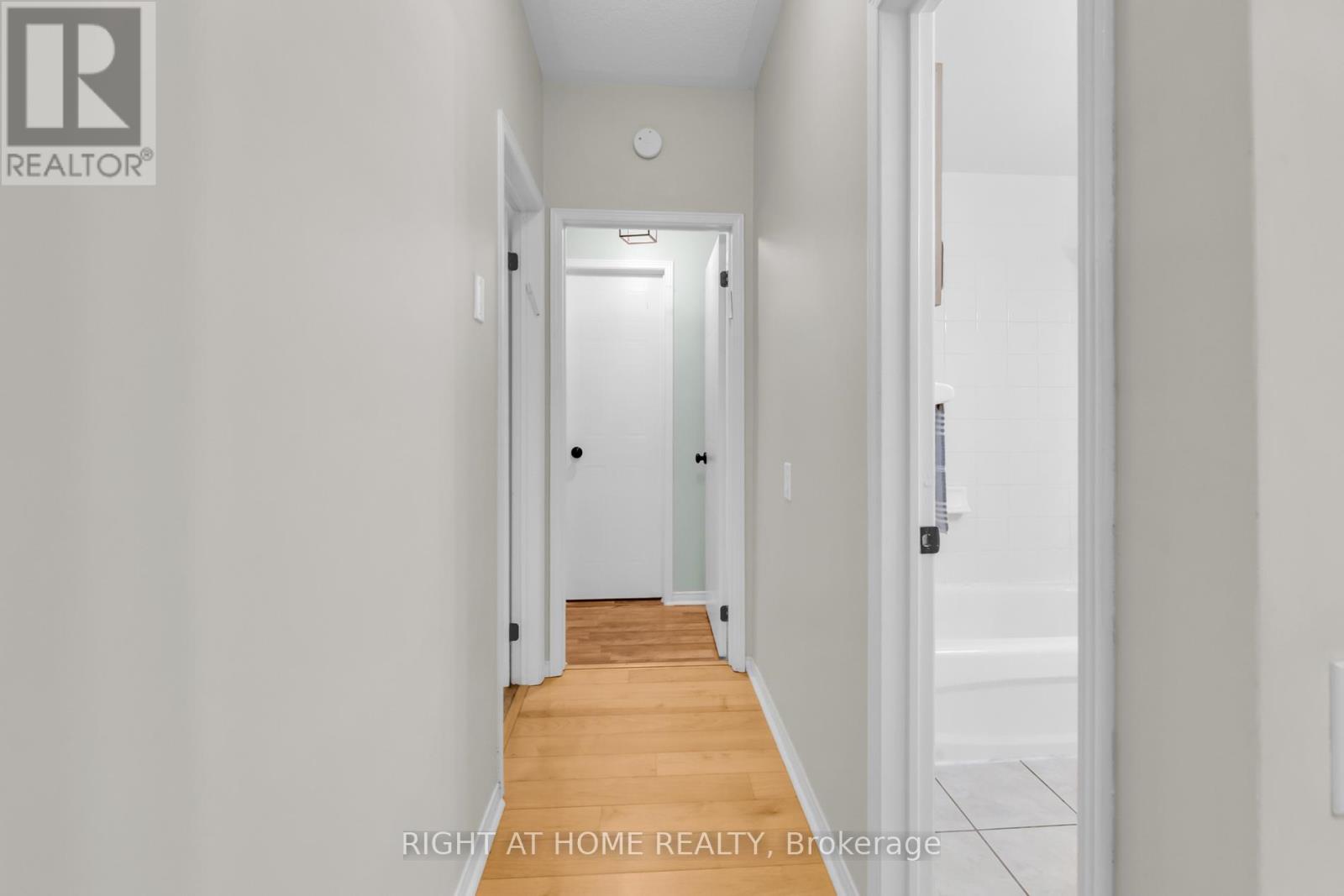 Townhome 50 - 760 Lawrence Avenue W, Toronto, Ontario M6A 3E7 - Photo 16 - W12908016