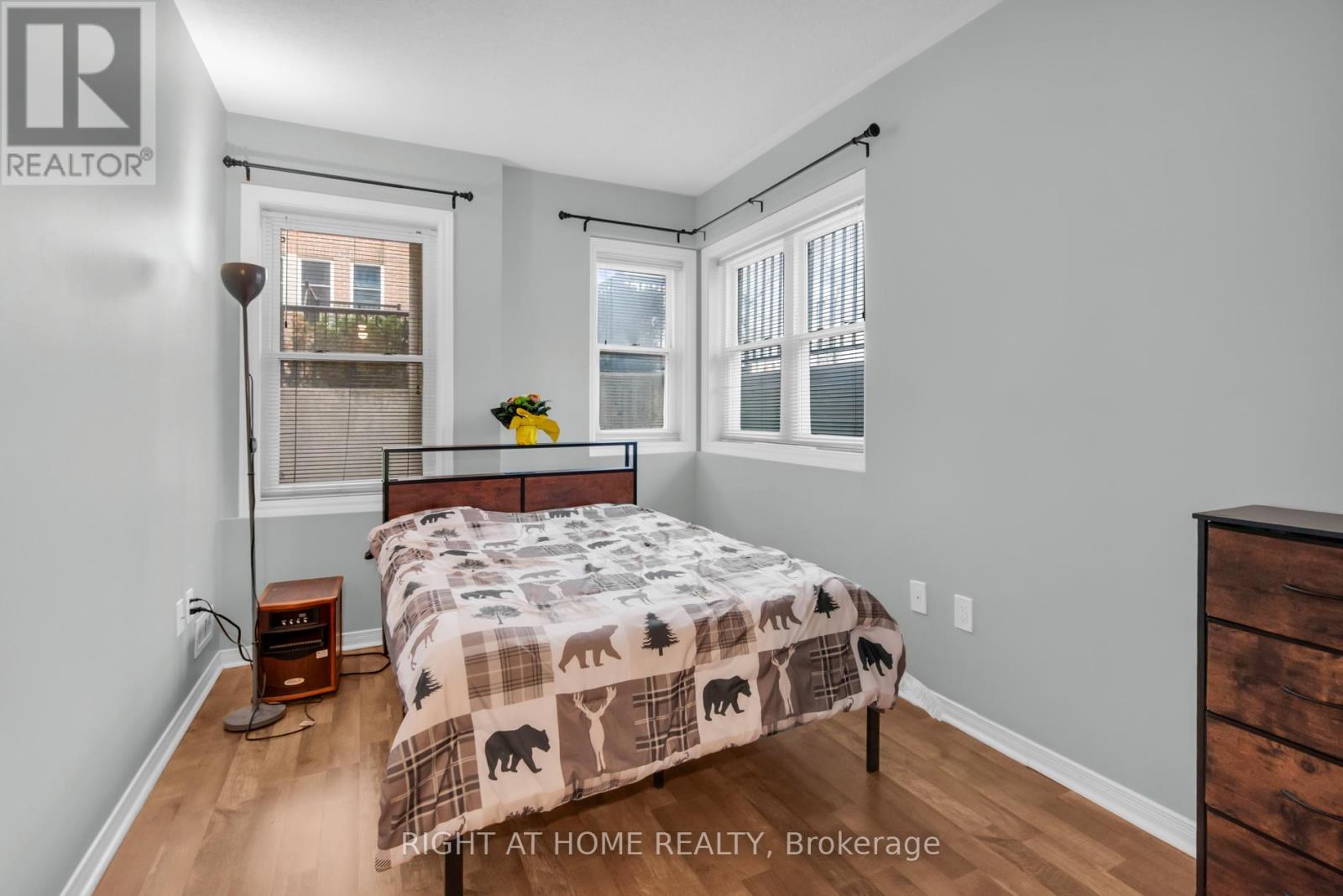 Townhome 50 - 760 Lawrence Avenue W, Toronto, Ontario M6A 3E7 - Photo 18 - W12908016