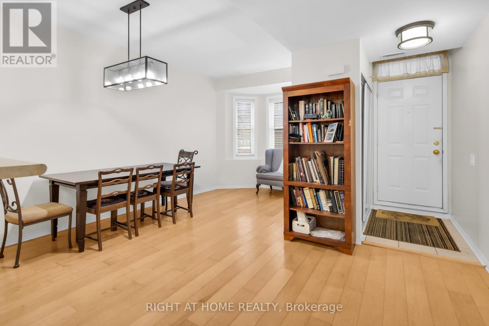 Townhome 50 - 760 Lawrence Avenue W, Toronto, Ontario M6A 3E7 - Photo 6 - W12908016