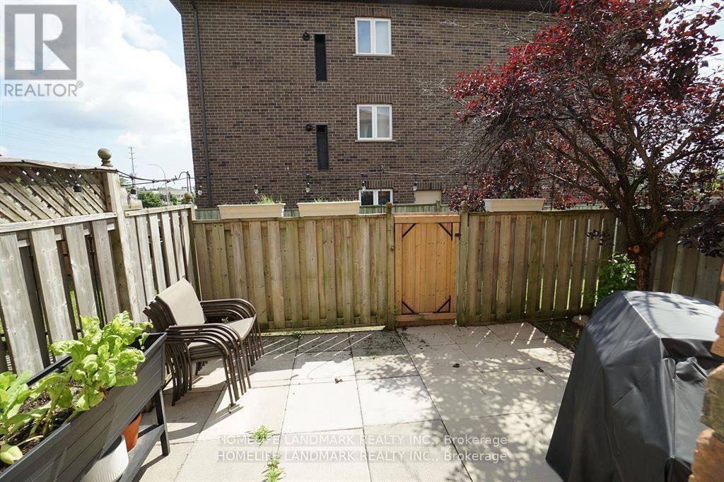 14 - 876 Golf Links Road, Hamilton (Meadowlands), Ontario  L9K 1M7 - Photo 33 - X12907956