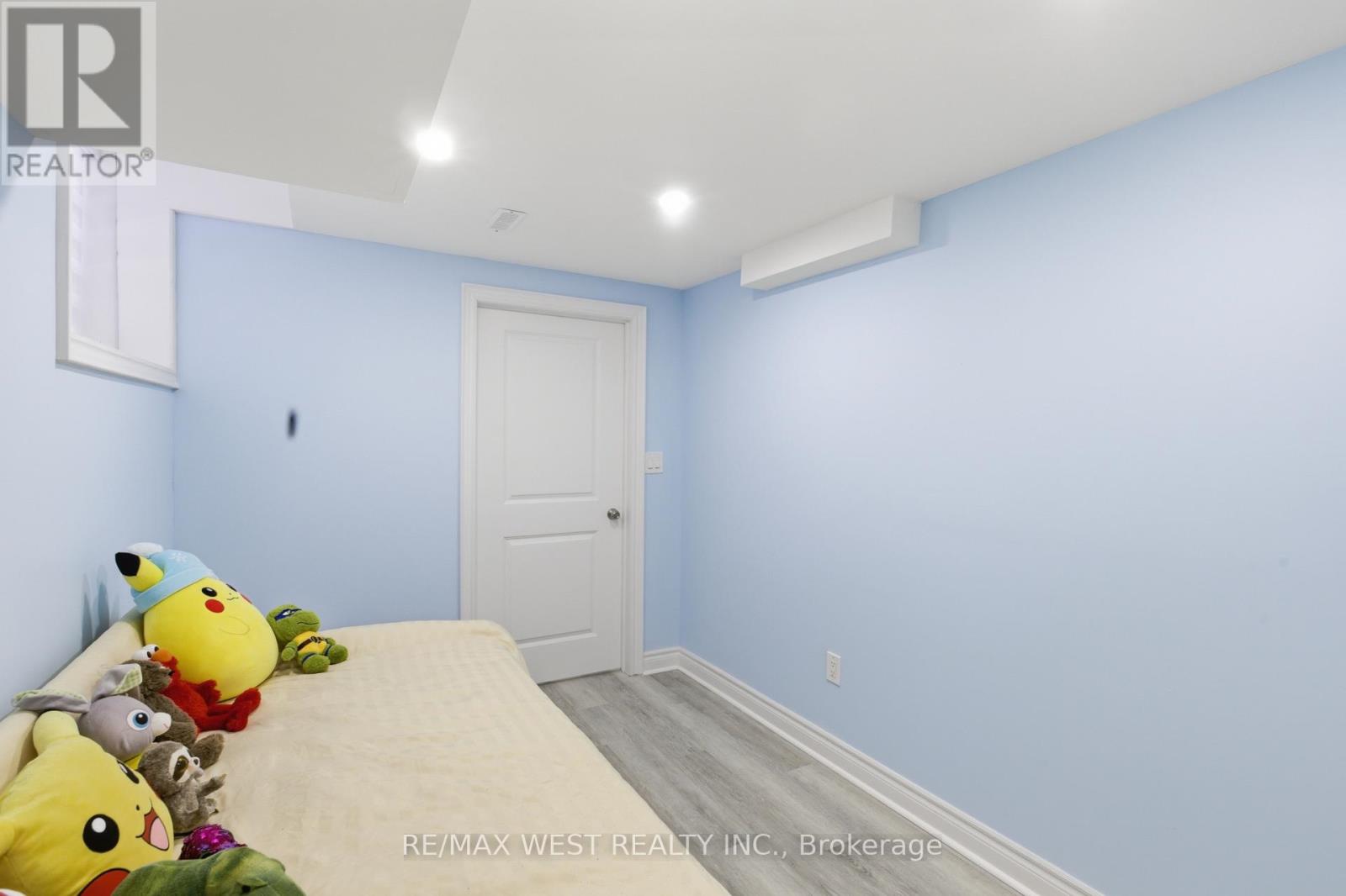 170 Silverwood Avenue, Welland, Ontario  L3C 0B7 - Photo 22 - X12907992