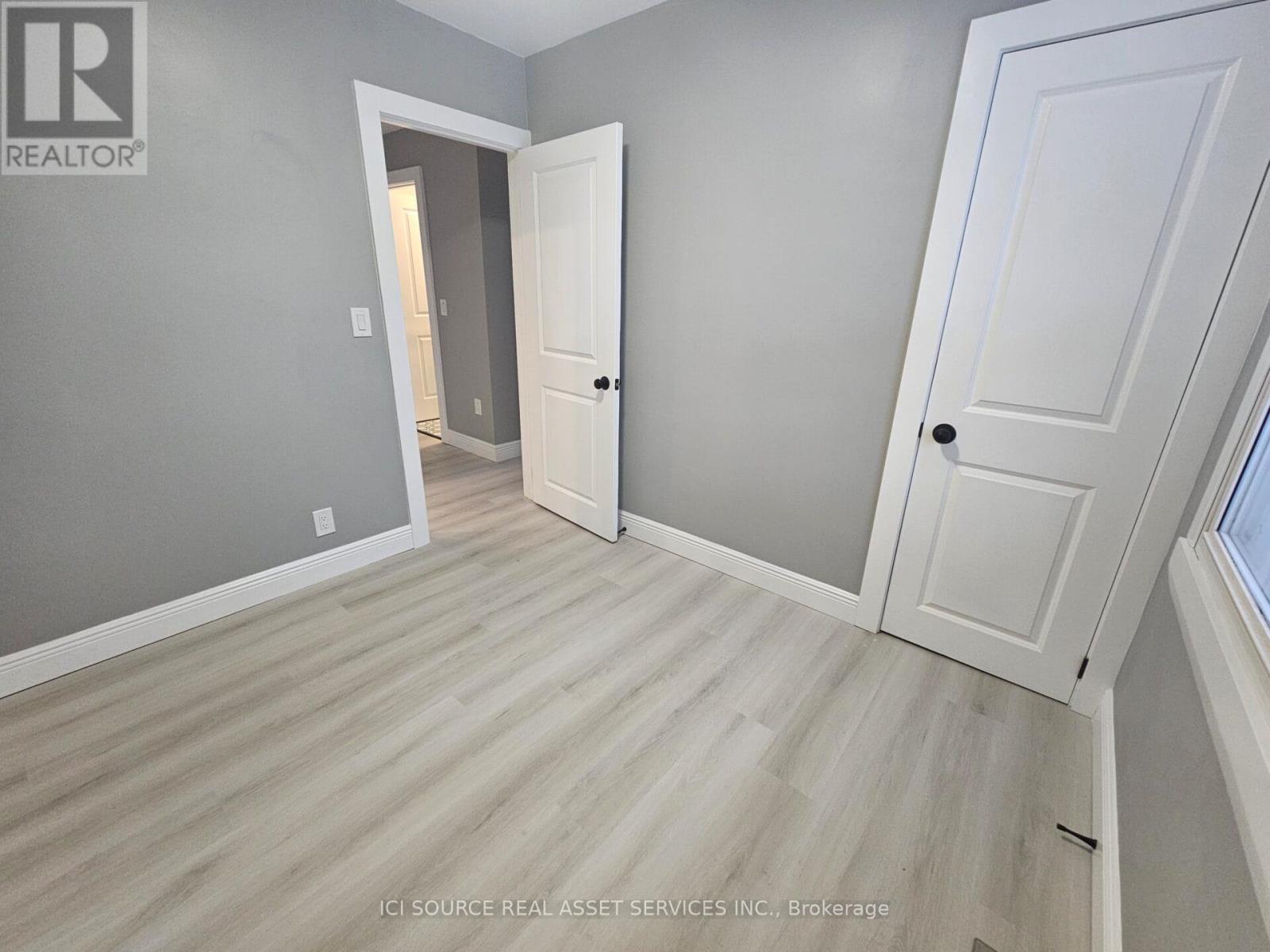 52 Speedvale Avenue W, Guelph, Ontario  N1H 1J9 - Photo 16 - X12908026