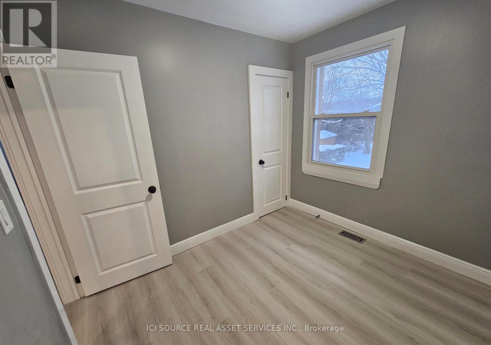 52 Speedvale Avenue W, Guelph, Ontario  N1H 1J9 - Photo 17 - X12908026