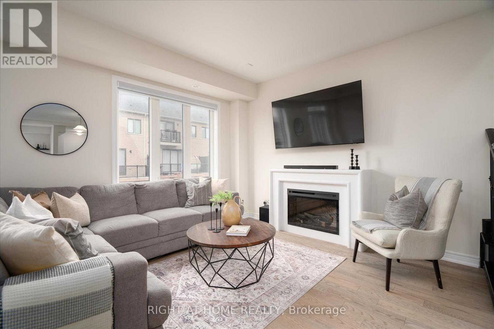 87 Dorian Drive, Whitby, Ontario  L1P 0C8 - Photo 10 - E12908054