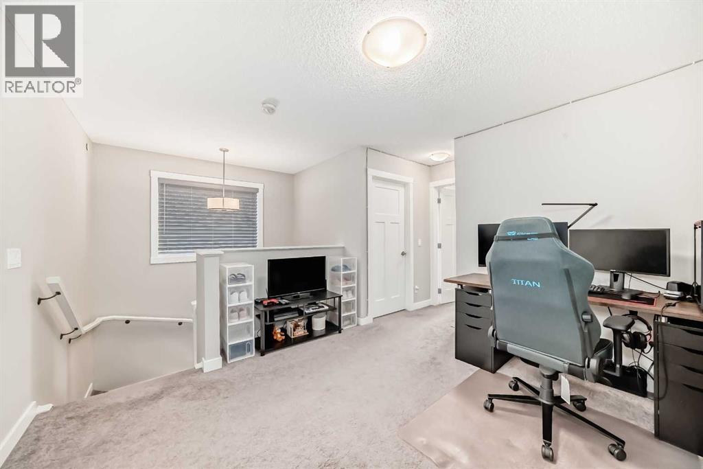 720 Livingston Hill NE, Calgary, Alberta  T3P 1K5 - Photo 19 - A2295526