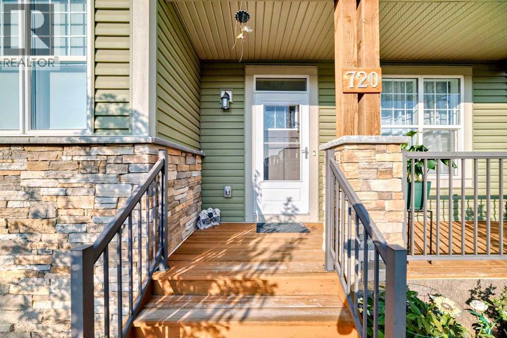 720 Livingston Hill NE, Calgary, Alberta  T3P 1K5 - Photo 4 - A2295526