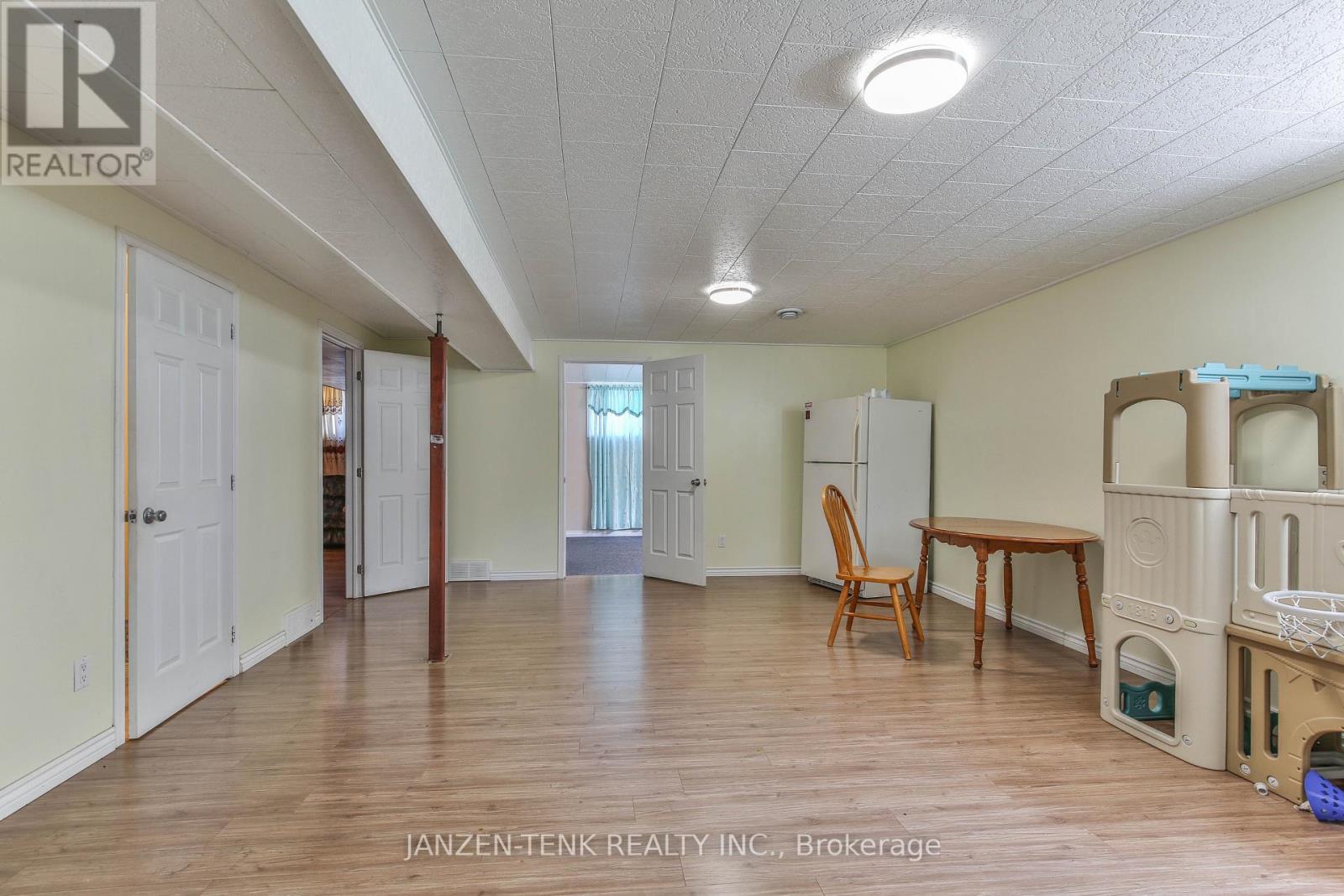 6770 Plank Road, Bayham, Ontario  N0J 1Z0 - Photo 25 - X12908064