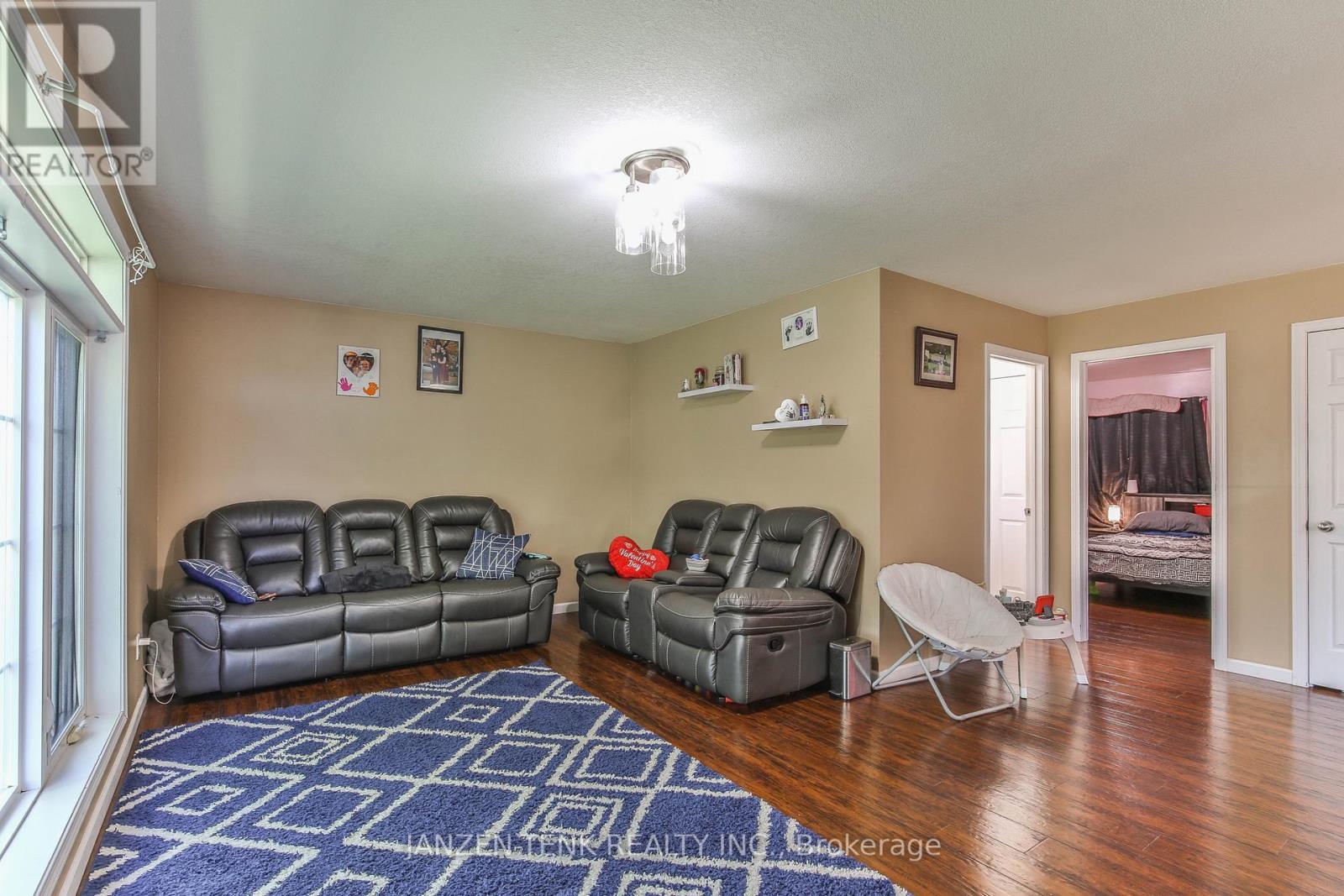 6770 Plank Road, Bayham, Ontario  N0J 1Z0 - Photo 6 - X12908064