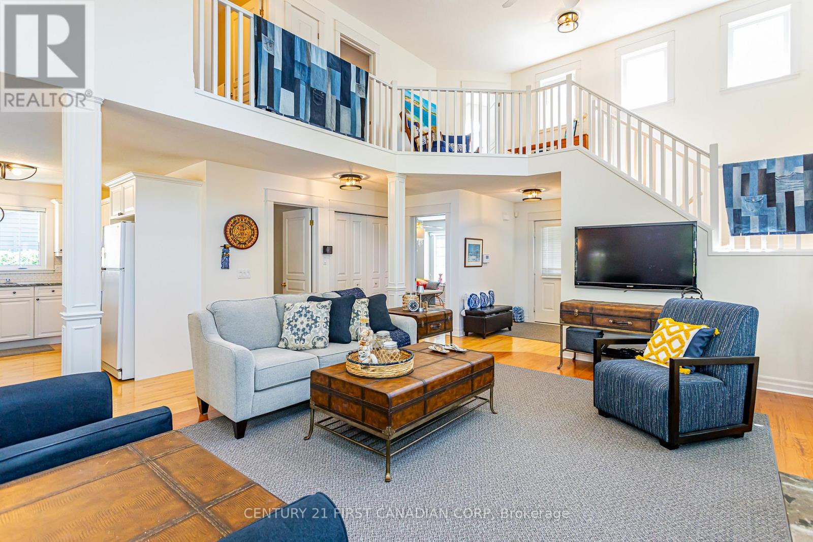 12 Harbour Park Court, Lambton Shores, Ontario  M0M 1T0 - Photo 10 - X12908076