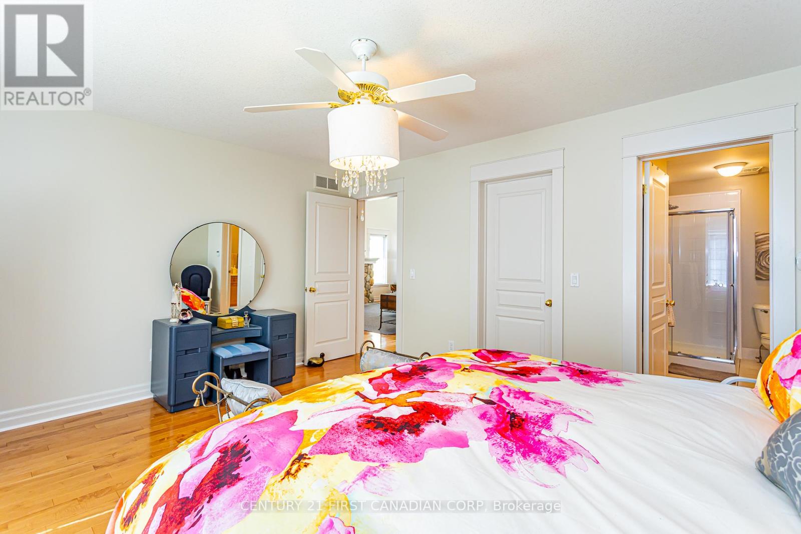 12 Harbour Park Court, Lambton Shores, Ontario  M0M 1T0 - Photo 19 - X12908076