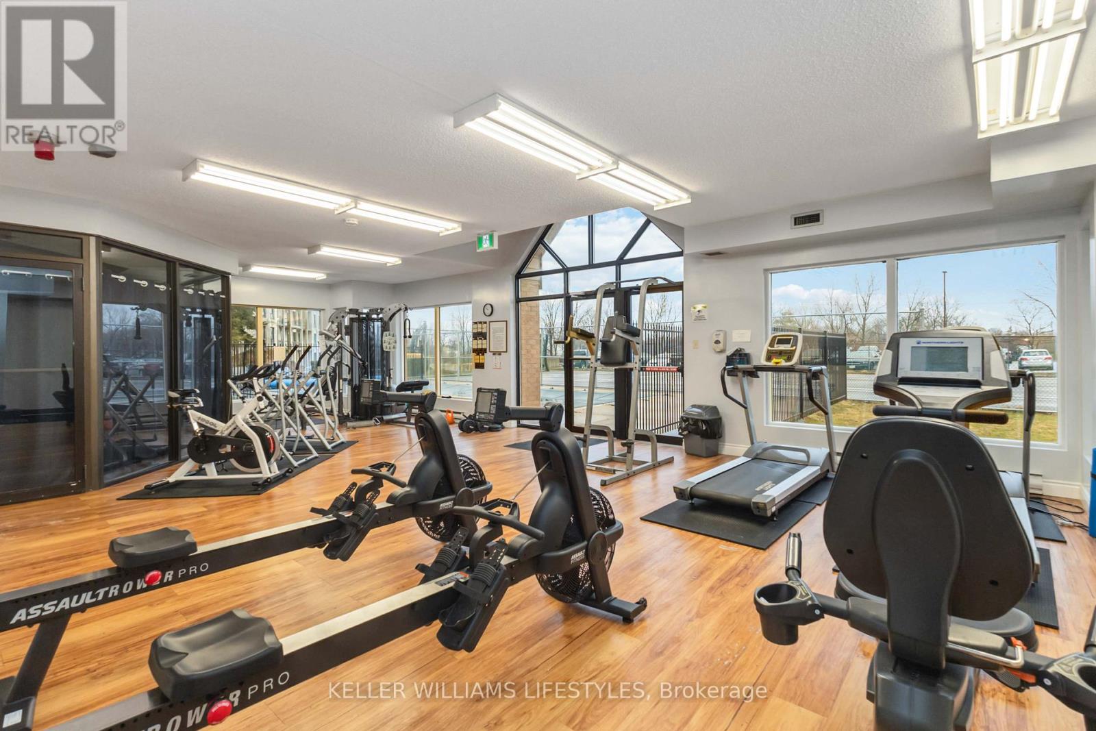 904 - 858 Commissioners Road E, London South, Ontario  N6C 5Y5 - Photo 34 - X12908080