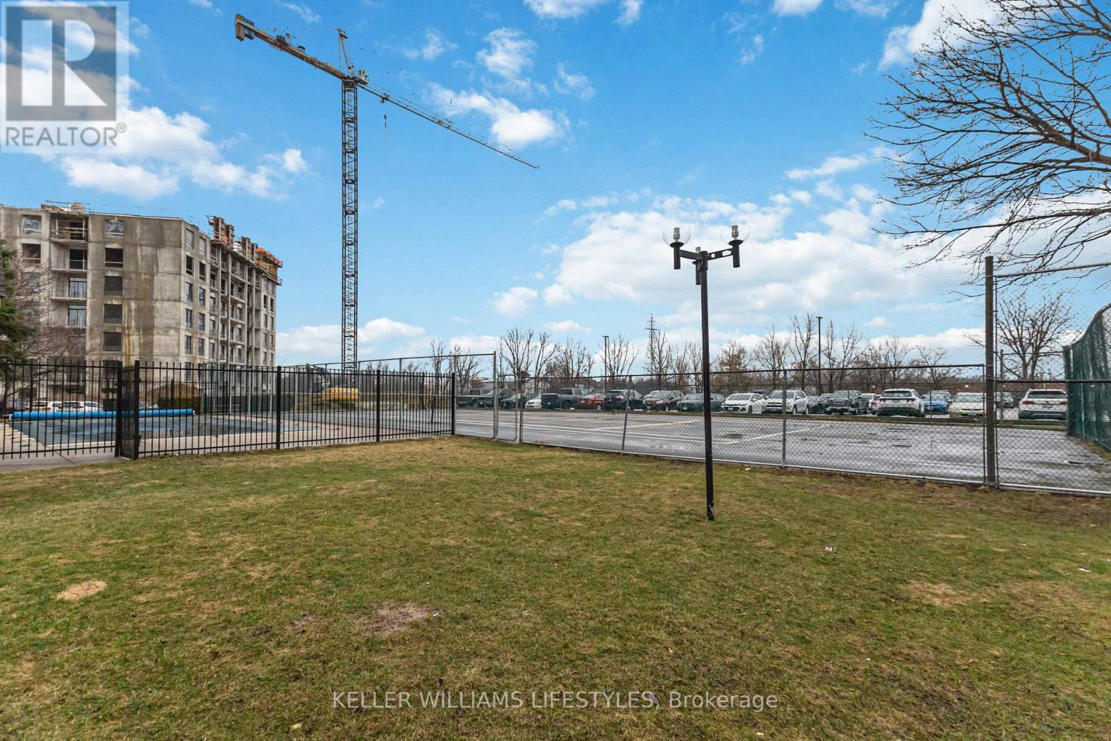 904 - 858 Commissioners Road E, London South, Ontario  N6C 5Y5 - Photo 37 - X12908080