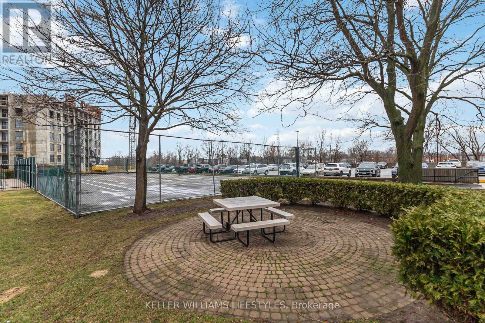 904 - 858 Commissioners Road E, London South, Ontario  N6C 5Y5 - Photo 38 - X12908080