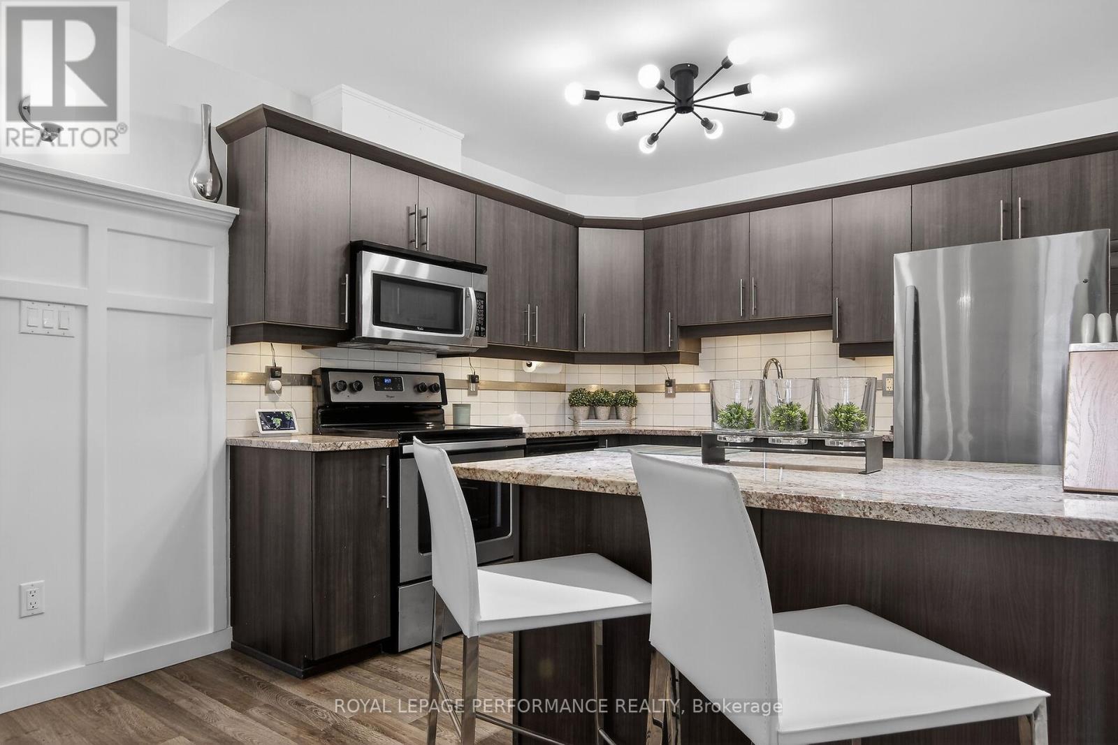 B - 135 Harthill Way, Ottawa, Ontario  K2J 5V1 - Photo 11 - X12908038