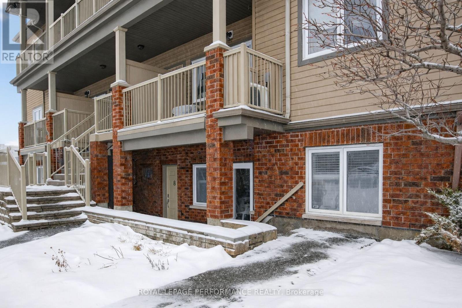 B - 135 Harthill Way, Ottawa, Ontario  K2J 5V1 - Photo 3 - X12908038