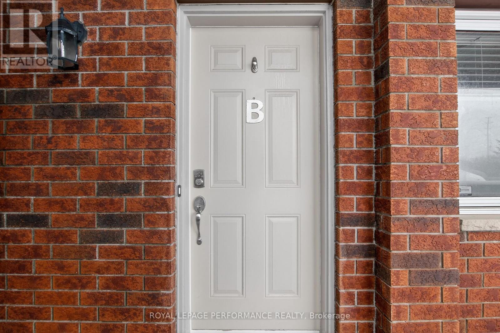 B - 135 Harthill Way, Ottawa, Ontario  K2J 5V1 - Photo 38 - X12908038