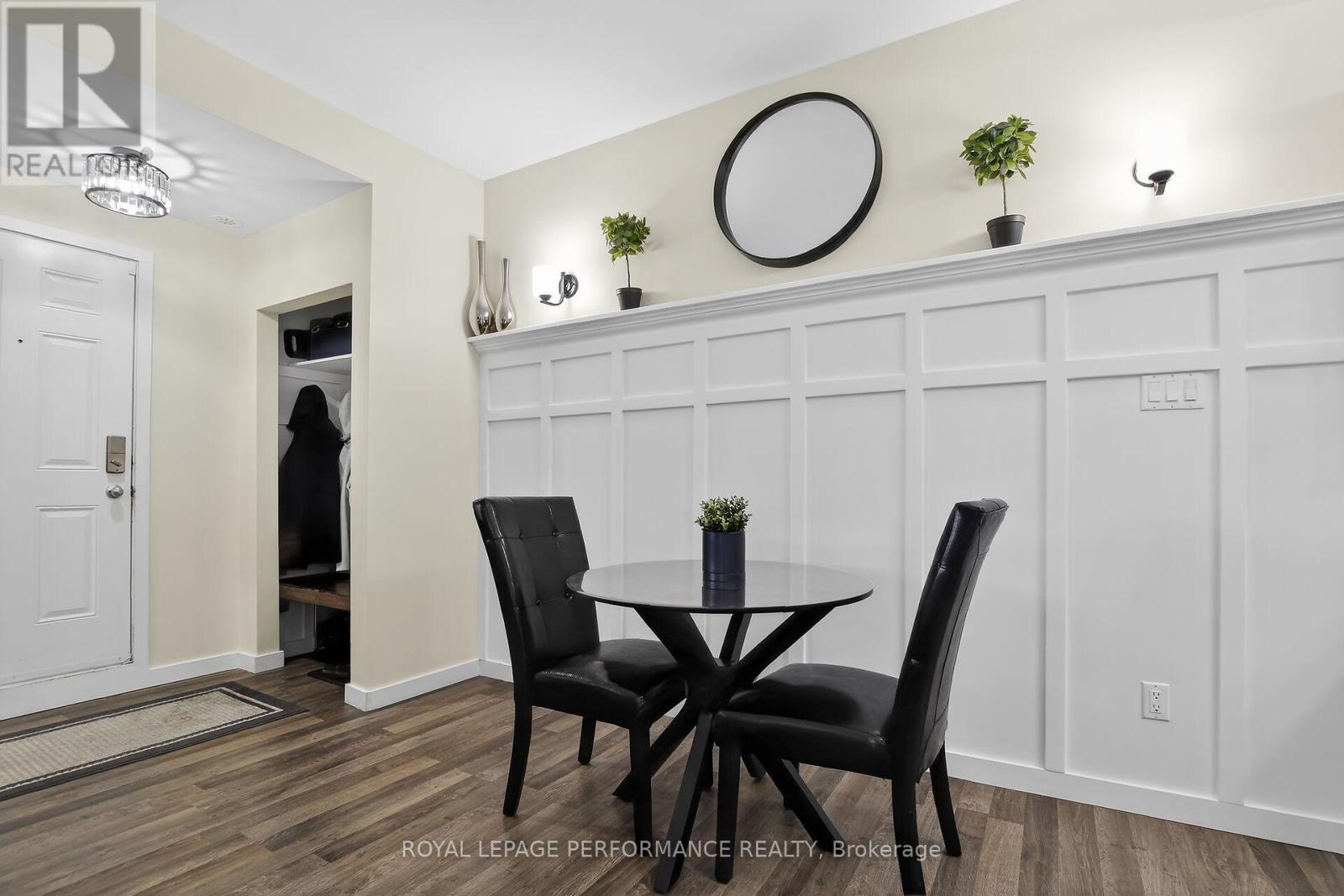 B - 135 Harthill Way, Ottawa, Ontario  K2J 5V1 - Photo 6 - X12908038