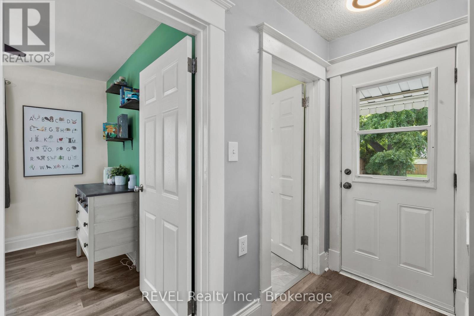 45 Mcghie Street, St. Catharines, Ontario  L2R 5A9 - Photo 15 - X12908074