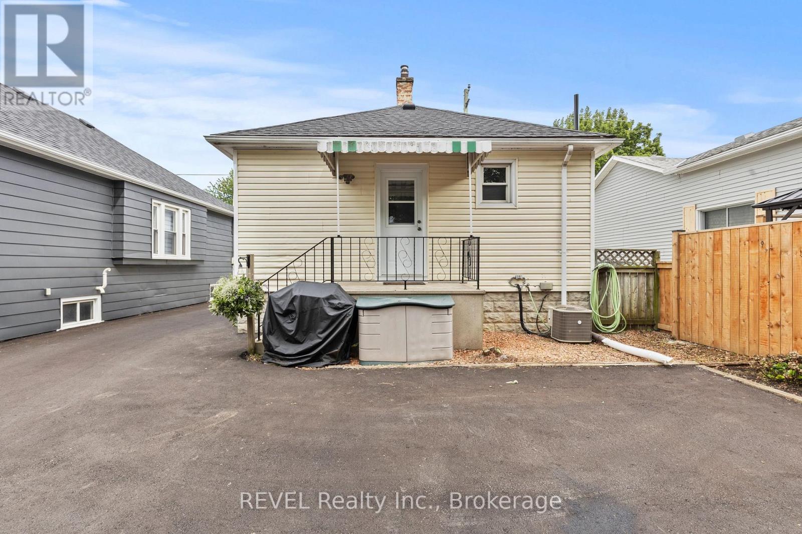 45 Mcghie Street, St. Catharines, Ontario  L2R 5A9 - Photo 22 - X12908074