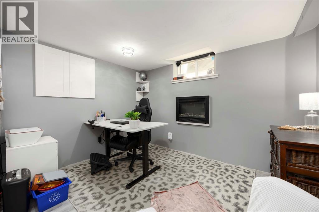 309 Maxwell Street, Sarnia photo 14