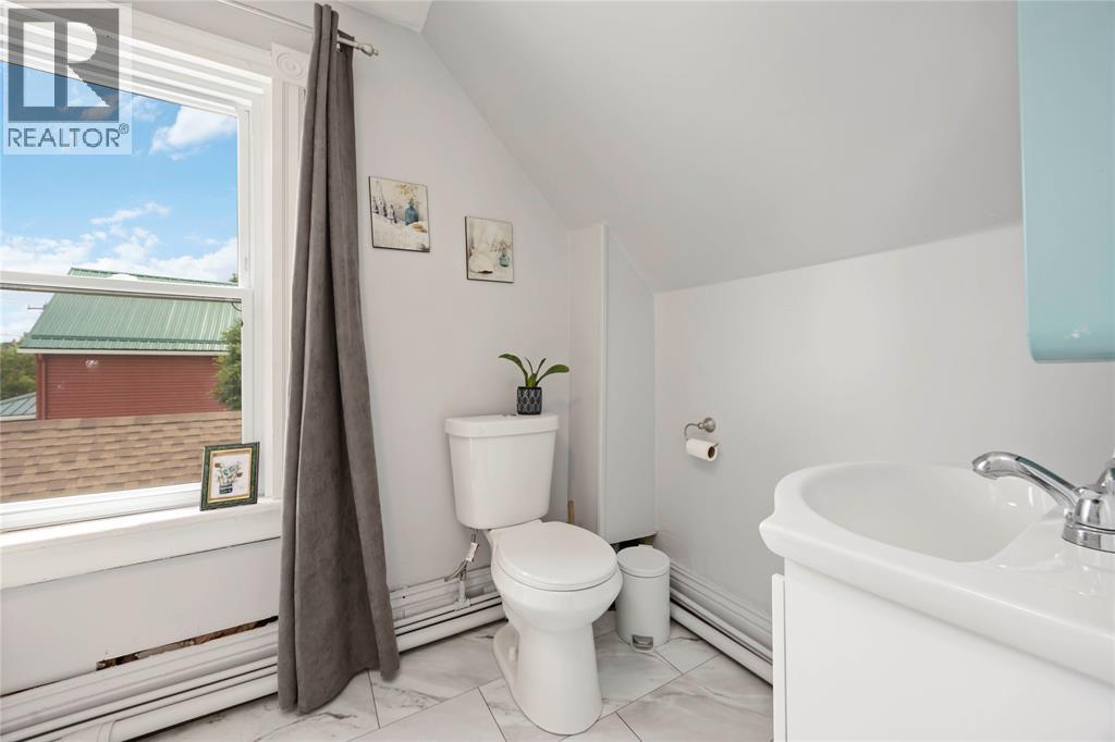 309 Maxwell Street, Sarnia photo 18
