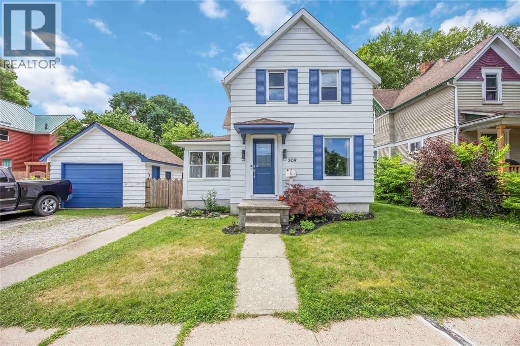 309 Maxwell Street, Sarnia photo 2