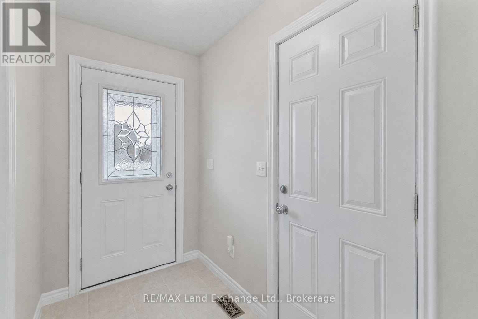 13 - 507 Andrew Street, Saugeen Shores, Ontario  N0H 2C1 - Photo 6 - X12908034