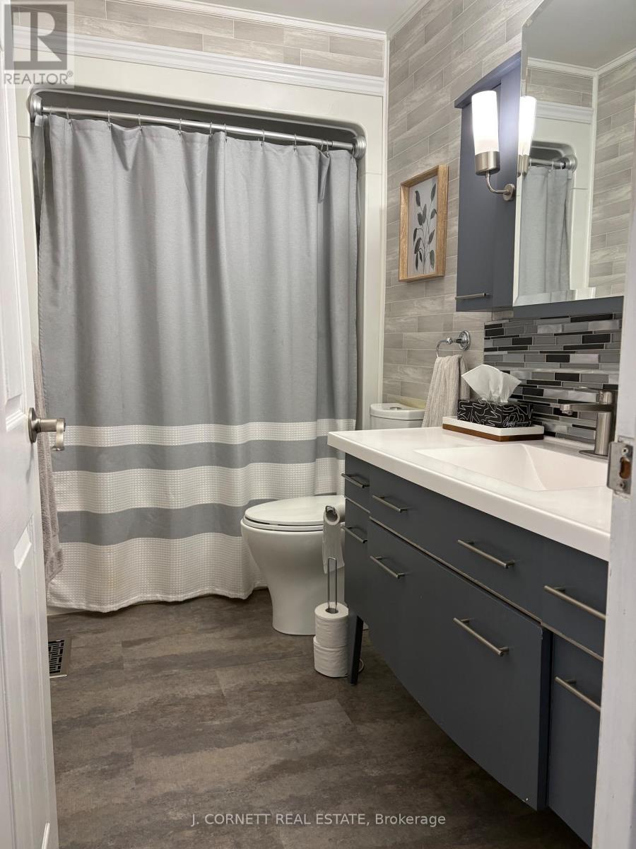 1120 Larin Avenue, Cornwall, Ontario  K6H 4C6 - Photo 11 - X12908090