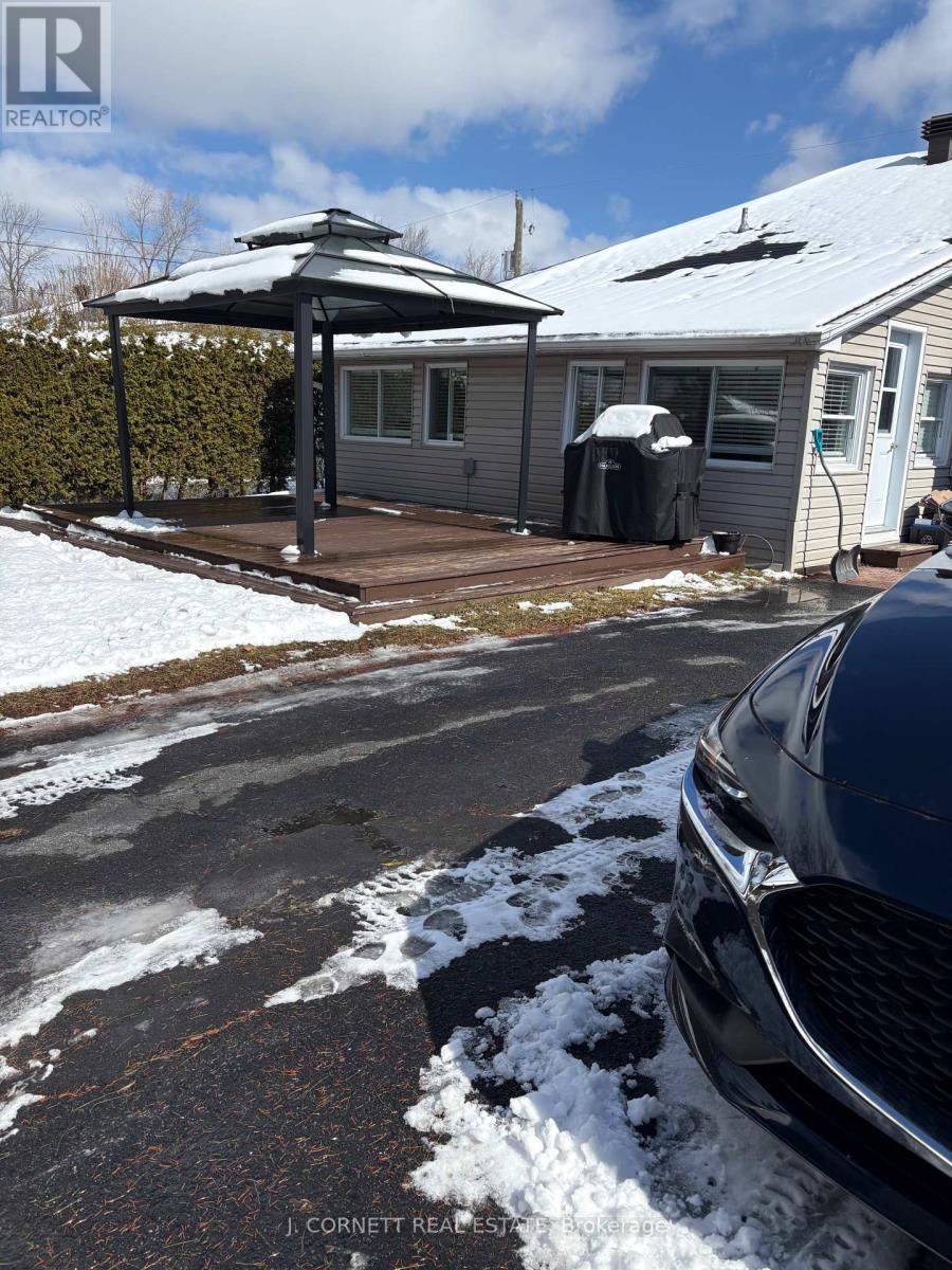 1120 Larin Avenue, Cornwall, Ontario  K6H 4C6 - Photo 26 - X12908090